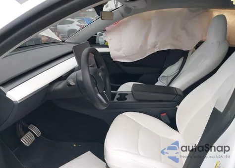 2024 Tesla Model Y Performance Dual Motor All-Wheel Drive from USA, damaged, VIN 7SAYGDEF6RF112421